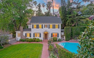 How Seasonal Living Influences Home Design in the Pacific Northwest